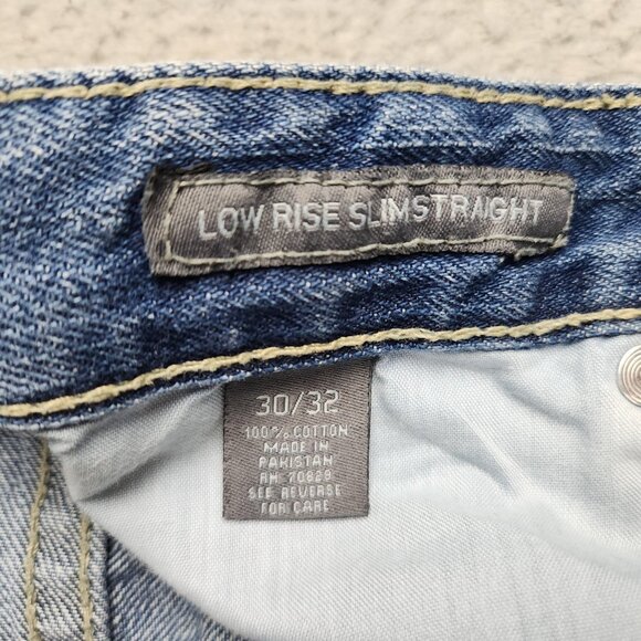 Men's Slim Fit Straight Leg Low Rise Blue Jeans Men's 30x32 Faded Distress Denim - Picture 12 of 14